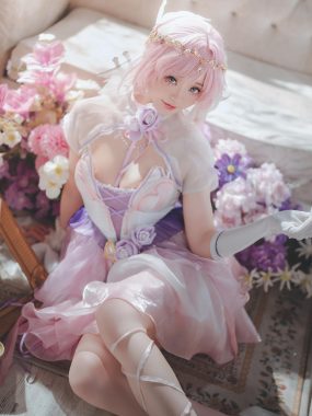 前野太太个人COS图集作品全套合集 [6套/4GB]